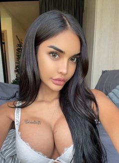 Ritaalita - puta in Phuket Photo 7 of 9