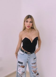Ritaj - Transsexual escort in Beirut Photo 7 of 12
