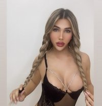 Ritaj - Transsexual escort in Beirut Photo 15 of 15