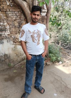 Ritesh - Male escort in Meerut Photo 4 of 4