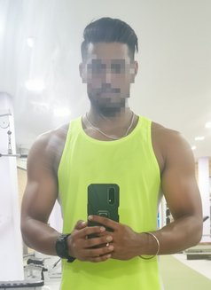 Rithik - Acompañantes masculino in Chennai Photo 1 of 1