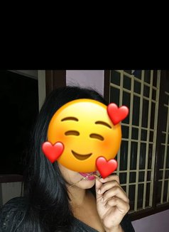 Rithika - escort in Chennai Photo 2 of 4
