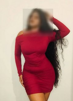 Rithu - escort in Colombo Photo 1 of 9