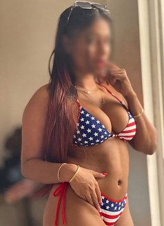 Rithu ( REDHead Queen ) Meetup & CAM - puta in Colombo Photo 28 of 30