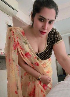 Riti - escort in Kathmandu Photo 4 of 5