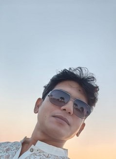 Riti - Male escort in Doha Photo 2 of 3