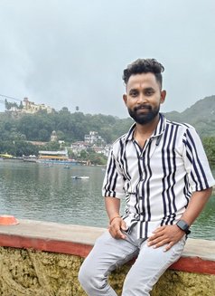 Ritik couple massage therepy - masseur in Mumbai Photo 7 of 8
