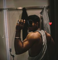 Ritik - Acompañantes masculino in New Delhi