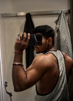 Ritik - Male escort in New Delhi Photo 3 of 4