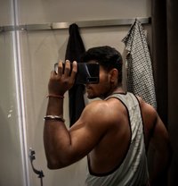 Ritik - Acompañantes masculino in New Delhi