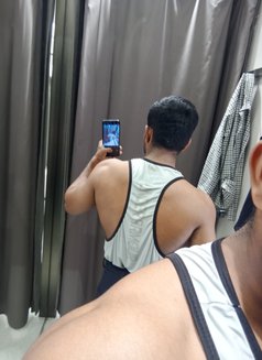Ritik - Male escort in New Delhi Photo 4 of 4