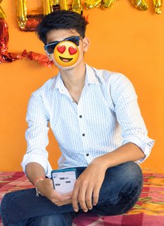 Ritik - Male escort in Noida Photo 3 of 5