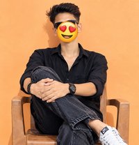 Ritik - Acompañantes masculino in Noida