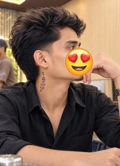Ritik - Male escort in Noida Photo 5 of 5