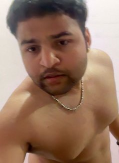 Ritik - masseur in Pune Photo 3 of 9