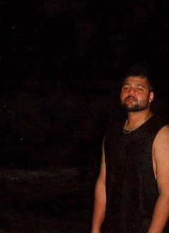 Ritik - masseur in Pune Photo 6 of 9