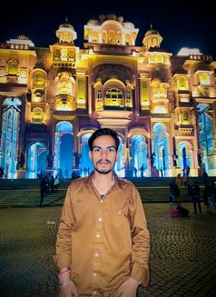 Ritik Top Ind - Male escort in Dubai Photo 2 of 5