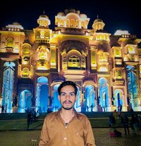 Ritik Top Ind - Male escort in Dubai