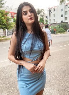 Ritika 90539 Now 96039 Esscort Service - escort in Chandigarh Photo 1 of 1