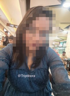 Triptibora - puta in New Delhi Photo 2 of 2
