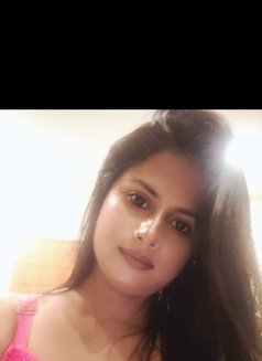 Ritika Cam and Meet - escort in Kolkata Photo 1 of 3