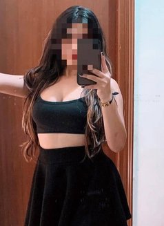 ꧁༒🥀꧁ CAM QUEEN 🧿& MEET GFE ༒꧂ 🥂 - puta in Bangalore Photo 1 of 1