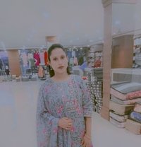 Ritika Das - puta in Bangalore