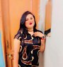 Ritika - puta in Bangalore Photo 1 of 3