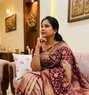 Ritika - puta in Pune Photo 1 of 2