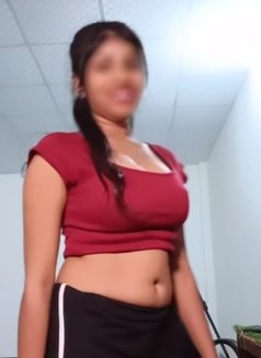 Soniya here 🦋 Meet service available - escort in Bangalore Photo 2 of 3