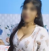 ꧁ sonakshi here 🦋Meet session available - puta in Pune Photo 3 of 3