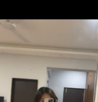 Ritika Hot Girl - puta in Candolim, Goa