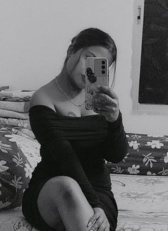 Ritika - escort in Kolkata Photo 9 of 10