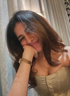 Ritika Jain - escort in Vadodara Photo 2 of 6
