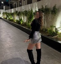 Somiya LIVE Show & meet 24/7 - escort in Bangalore Photo 1 of 2