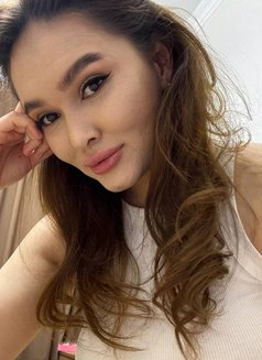 Ritta - escort in Dubai Photo 5 of 12