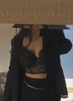 Rittika Roy - escort in Kolkata Photo 2 of 4