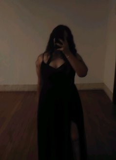 Rittika Roy - escort in Kolkata Photo 5 of 9