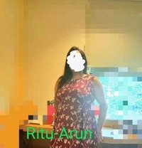 Ritu Arun - puta in Kolkata