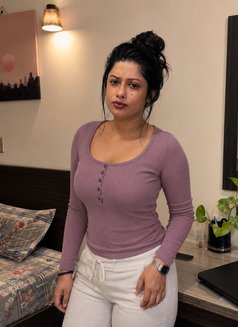 Ritu Call Girl Gurgaon Independently - puta in Gurgaon Photo 13 of 13