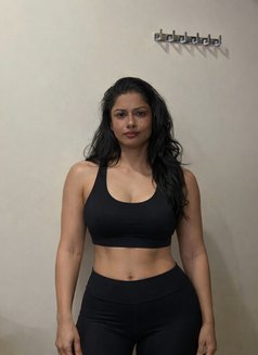 Ritu Call Girl Gurgaon Independently - puta in Gurgaon Photo 25 of 28