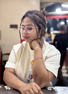 Ritu - escort in Bangalore Photo 3 of 9