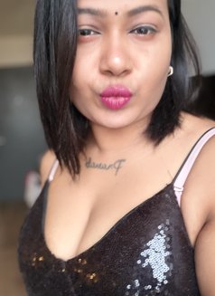 Priya - escort in Bangalore Photo 5 of 5