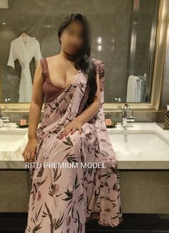 RITU spicy model ready to real fuck,Cam - escort in Bangalore Photo 2 of 5