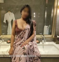RITU spicy model ready to real fuck,Cam - puta in Bangalore