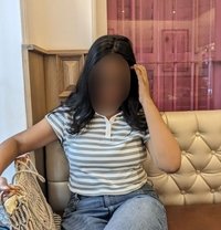 Ritu (Real Meet & Cam Show) 🤍 21 - puta in Bangalore Photo 3 of 3