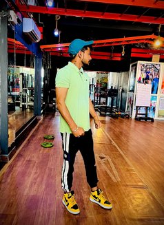 Ritvik - Male escort in New Delhi Photo 1 of 3