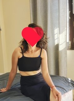 Ritwika cam and real meet - escort in New Delhi Photo 2 of 12