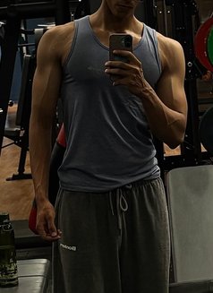 Ritwil Male Escort, Females and Couples - Male escort in Kolkata Photo 1 of 7