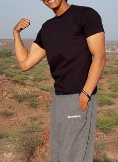 Ritwil Male Escort, Females and Couples - Male escort in Kolkata Photo 7 of 7
